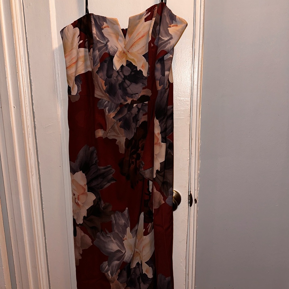 Strapless burgundy floral dress size 20
